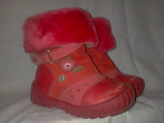 Сапожки детские. р. 22. б / у