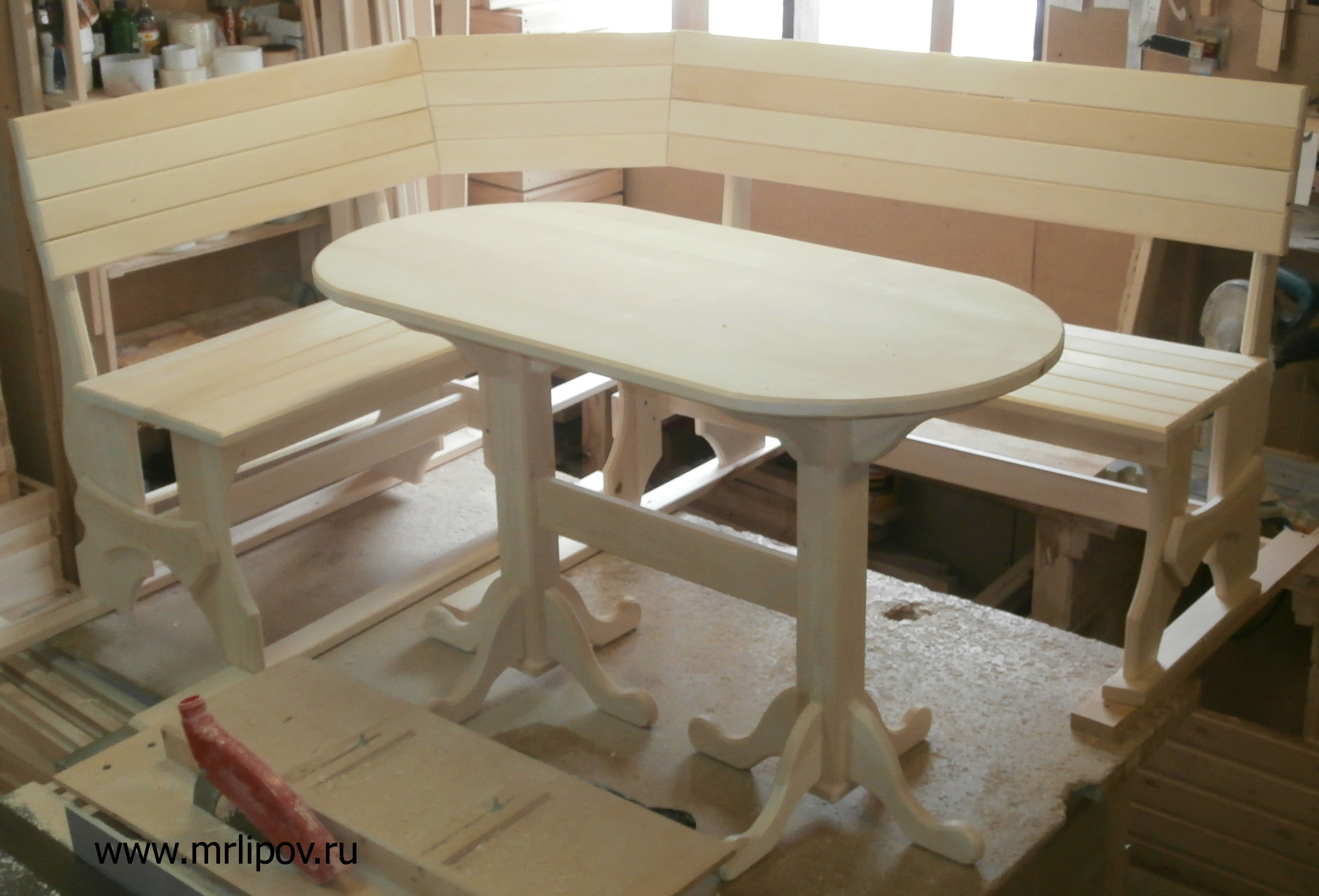 стол и лавки для бани из дерева
