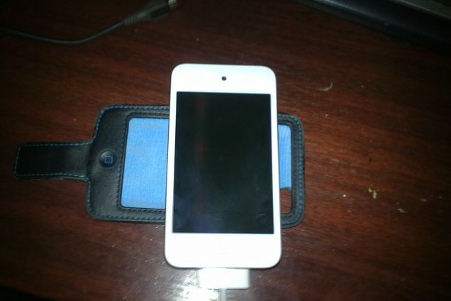 Apple iPod touch 4 32gb